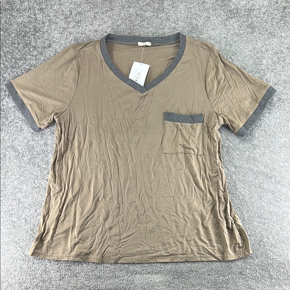 NWT E Luna Short Sleeve Shirt Casual Tan V Neck Womens Size 1X Top